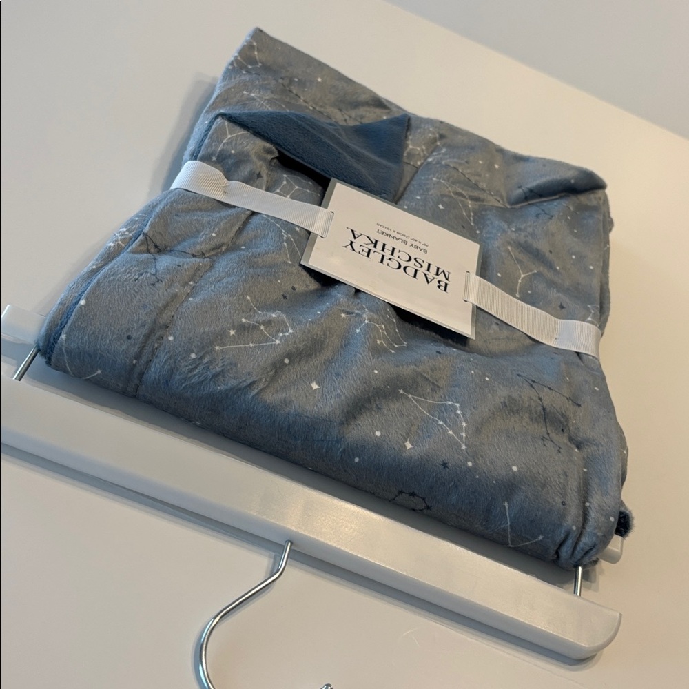 Badgley Mischka Blue Gray Celestial Constellation Print Baby Blanket 30' x 40 - Picture 6 of 12